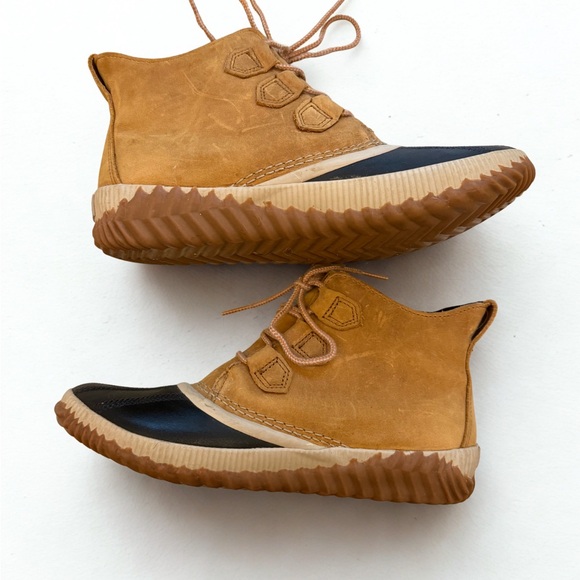 Sorel Classic Out N About Waterproof Boots Women’s Size 10 - Picture 2 of 5